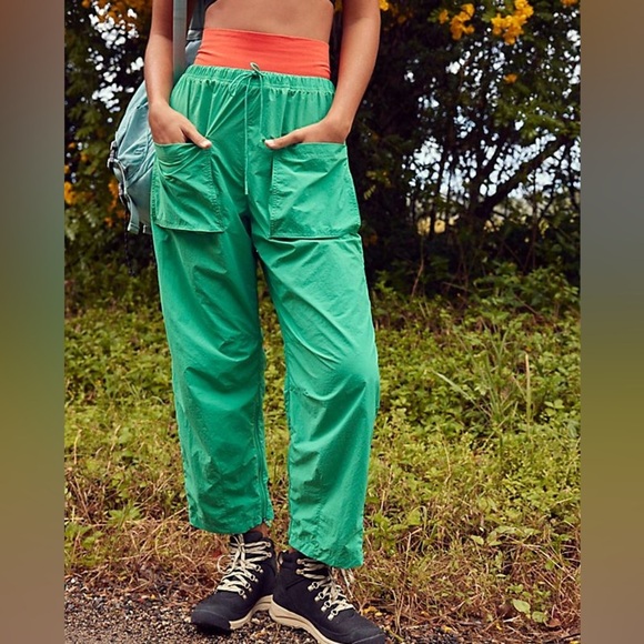 Free People Movement Fly By Night Kelly Green Water Resistant Size M Hiking - Picture 6 of 15